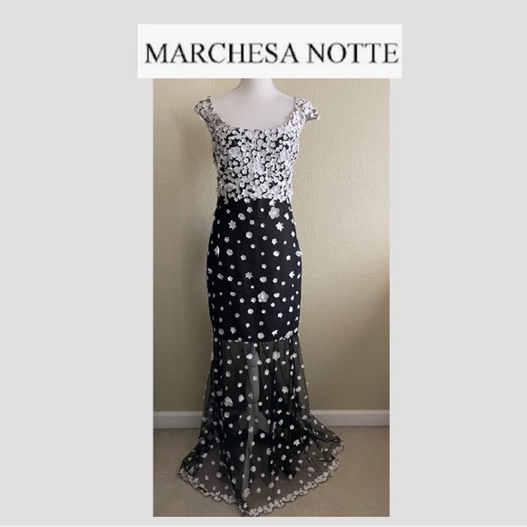 Marchesa Notte Dresses & Skirts - Marchesa Notte Blk Mermaid Gown With Sheer Overlay & 3D Floral Appliqués Sz 10